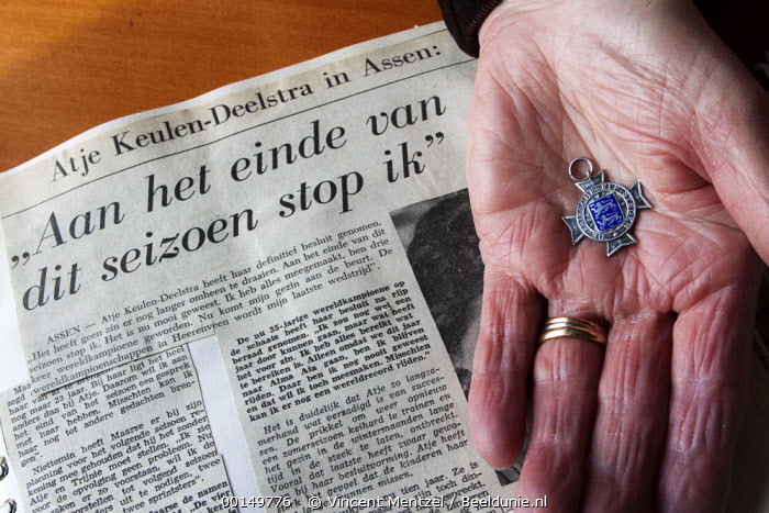 Atje Keulen-Deelstra krant